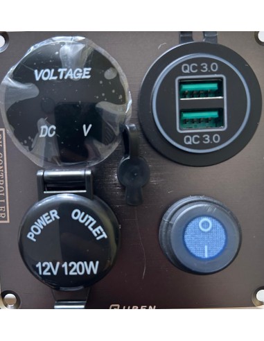 CENTRALITA 12V 4 EN 1 CON DOBLE USB 3.0