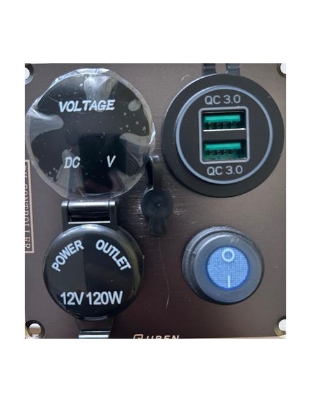 CENTRALITA 12V 4 EN 1 CON DOBLE USB 3.0